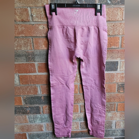 Gymshark Pink Leggings, size Large - Picture 2 of 2